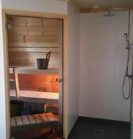 Hallahaukka Chalet *