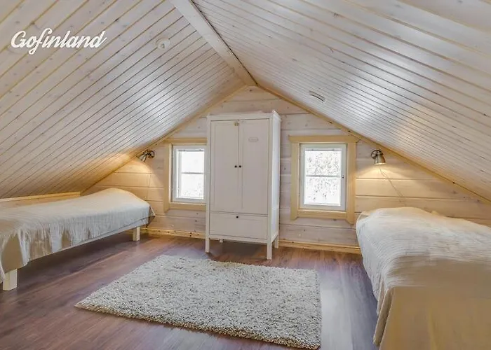 Hallahaukka Шале *